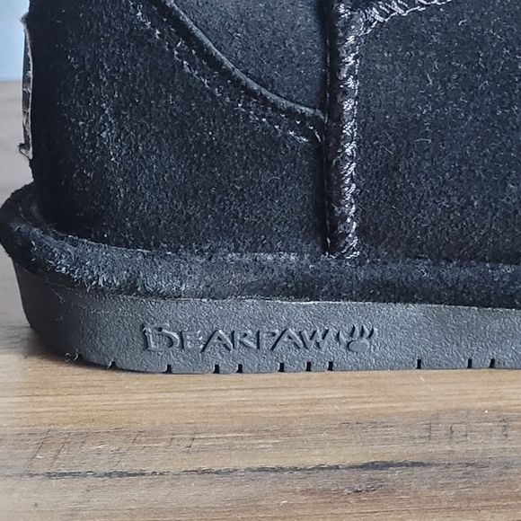 Bearpaw Black Suede Faux Fur Lined Above Ankle Warm Boots Sz 6 - Picture 7 of 14